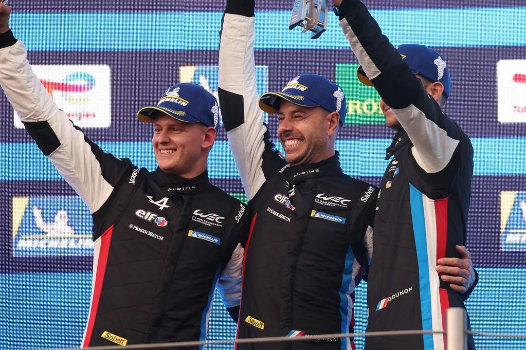 B体育官网-维伦纽夫警告凯迪拉克：签舒马赫是巨大错误